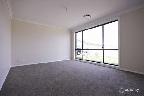 Property photo of 26 Austen Boulevard Spring Farm NSW 2570