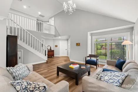 Property photo of 2 Athella Place Dural NSW 2158