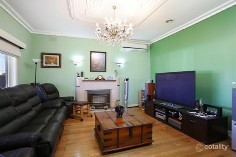 Property photo of 8 Silvester Crescent St Albans VIC 3021