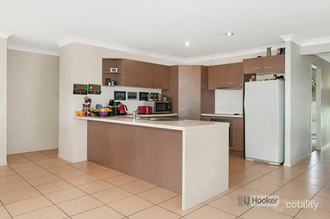 Property photo of 17 Ernestine Circuit Eagleby QLD 4207