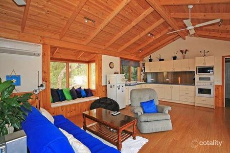 Property photo of 16 Forest Drive Fairhaven VIC 3231