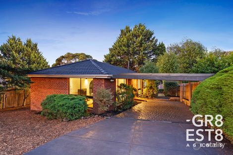Property photo of 12 St James Court Narre Warren VIC 3805