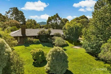 41 Emerald Ave, Macedon, VIC 3440