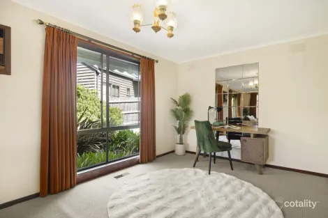 Property photo of 41 Emerald Avenue Macedon VIC 3440