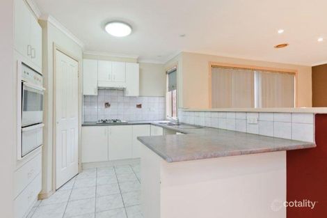 Property photo of 10 Sheridan Way Roxburgh Park VIC 3064