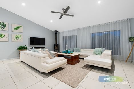 Property photo of 20 Goldfinch Court Greenbank QLD 4124