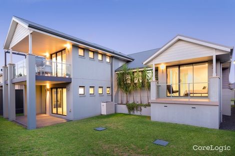 13 Haywards Bay Dr, Haywards Bay, NSW 2530