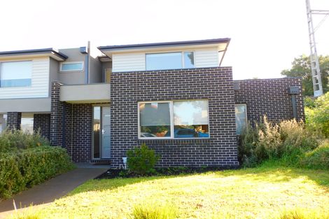 2/2 Vale St, Pascoe Vale, VIC 3044