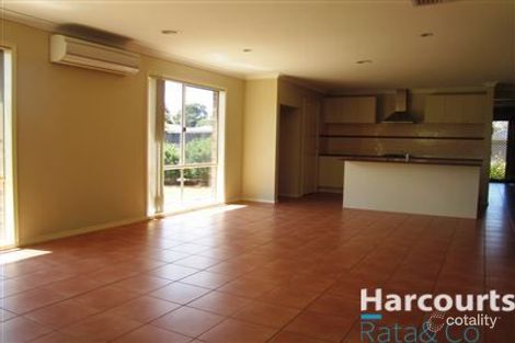 Property photo of 2 Birdwood Court Doreen VIC 3754