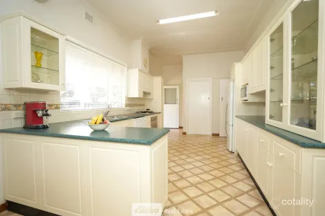 Property photo of 15 Groongal Avenue Griffith NSW 2680