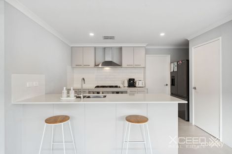 Property photo of 32 Casina Way Jindalee WA 6036