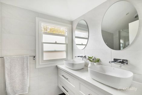 Property photo of 20 Iris Road Glen Iris VIC 3146