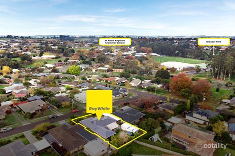 Property photo of 3 Waratah Drive Warragul VIC 3820