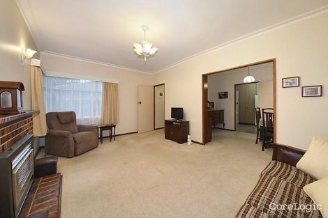 Property photo of 108 Parkmore Road Bentleigh East VIC 3165