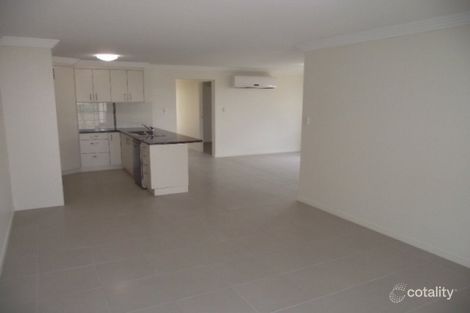 Property photo of 1/24 Newman Drive Emerald QLD 4720