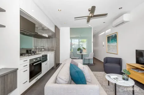 Property photo of 102/12 Martin Street St Kilda VIC 3182