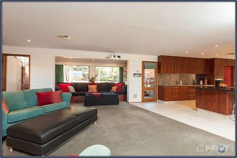 Property photo of 27 Nunan Crescent Oxley ACT 2903