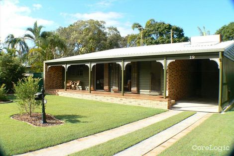 19 Currawong St, Mudjimba, QLD 4564