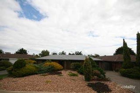 9 Moor Cres, Hallett Cove, SA 5158