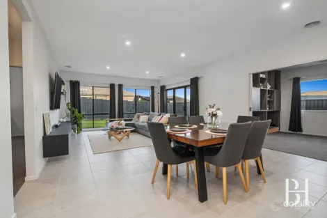 Property photo of 16 Indigo Street Wallan VIC 3756