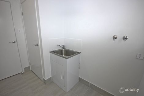 Property photo of 15 Maximillian Crescent Deebing Heights QLD 4306