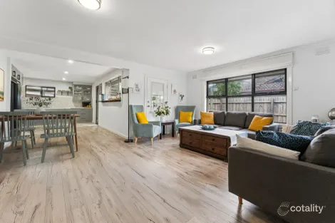 Property photo of 5 Bundeena Avenue Kealba VIC 3021