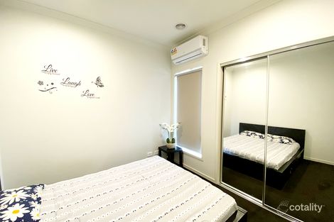 Property photo of 5 Snicket Crescent Officer VIC 3809