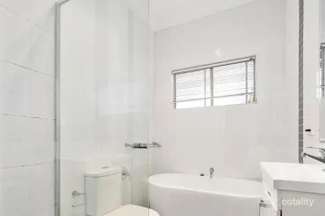 Property photo of 30 Tobys Boulevard Mount Pritchard NSW 2170