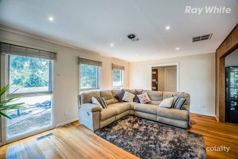 Property photo of 2 York Place Bundoora VIC 3083