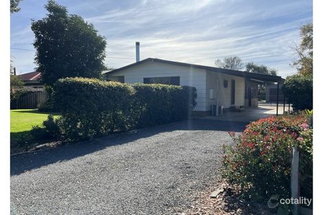 Property photo of 25 Henry Street Yenda NSW 2681