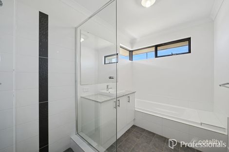 Property photo of 38 Makybe Boulevard Byford WA 6122