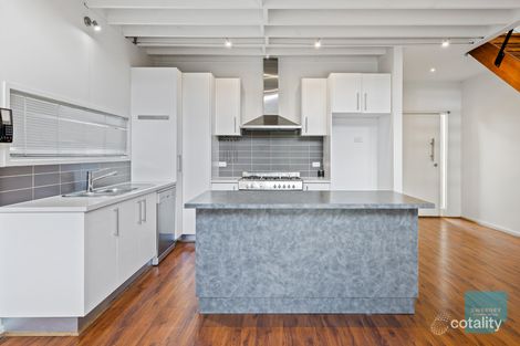 Property photo of 8 Lightwood Green Caroline Springs VIC 3023