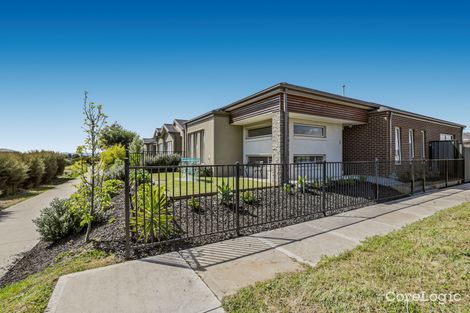 Property photo of 17 Comtois Lane Clyde North VIC 3978