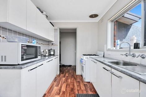 Property photo of 13 Gundaroo Place Churchill VIC 3842