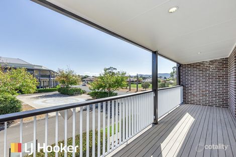3 Boulevard Pl, Hillvue, NSW 2340