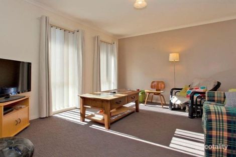 Property photo of 11 Firestone Way West Wodonga VIC 3690
