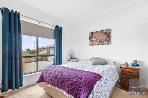 Property photo of 2/5 Ross Street Darley VIC 3340