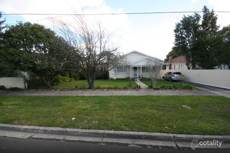 13 Illoura Ave, Ringwood East, VIC 3135