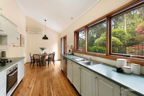 Property photo of 32 Campbell Drive Wahroonga NSW 2076