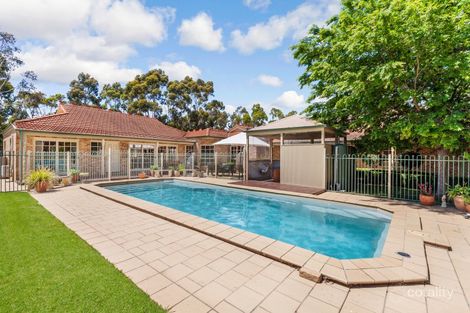 Property photo of 18 Kumbari Court New Gisborne VIC 3438