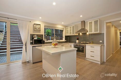 Property photo of 19 Fleming Terrace Pakenham VIC 3810