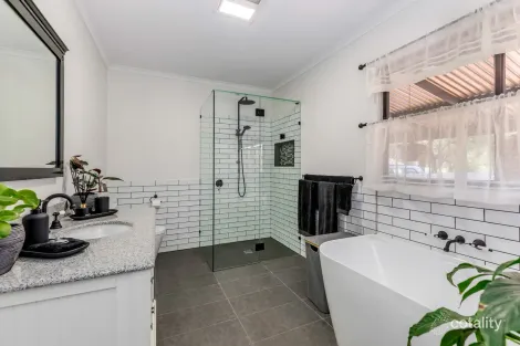 Property photo of 42 Twiggs Lane Newbridge VIC 3551