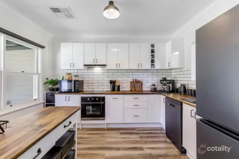 Property photo of 42 Twiggs Lane Newbridge VIC 3551
