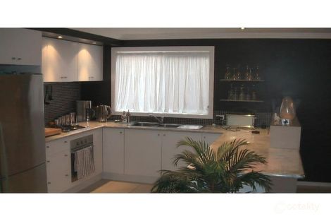 Property photo of 10 Tallis Grove Doreen VIC 3754