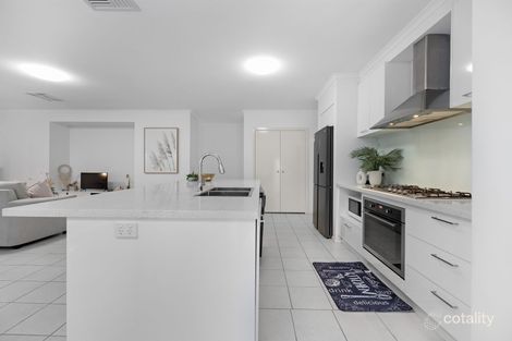 Property photo of 73 Viewgrand Drive Berwick VIC 3806