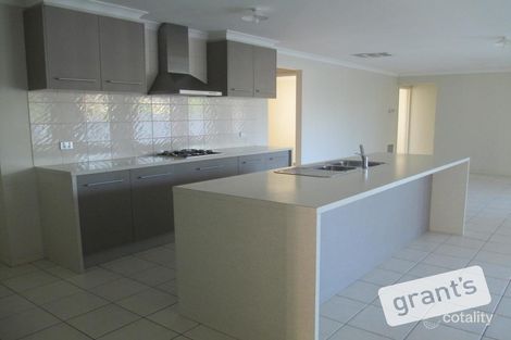 Property photo of 17 River Red Grove Pakenham VIC 3810