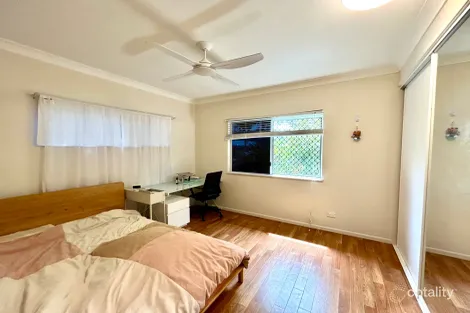 Property photo of 43 Macnamara Street Manunda QLD 4870