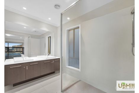 Property photo of 25 Shulze Drive Clyde North VIC 3978