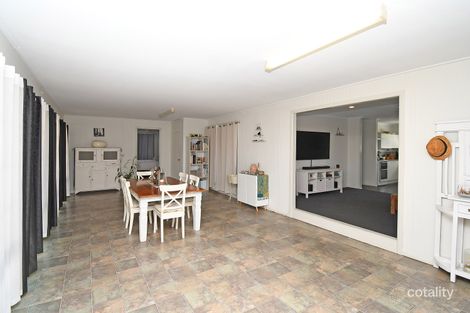 Property photo of 21 Murphy Street Point Vernon QLD 4655