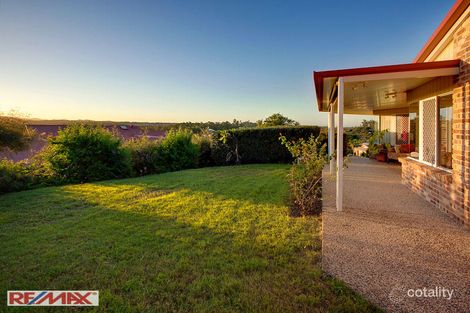 Property photo of 8 Manly Close Albany Creek QLD 4035